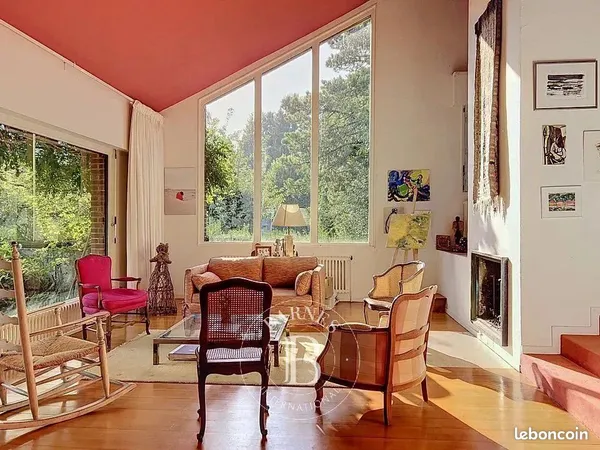 Maison 8 pièces 226 m²