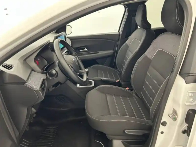Dacia Jogger tce 110 5 places — photo 18