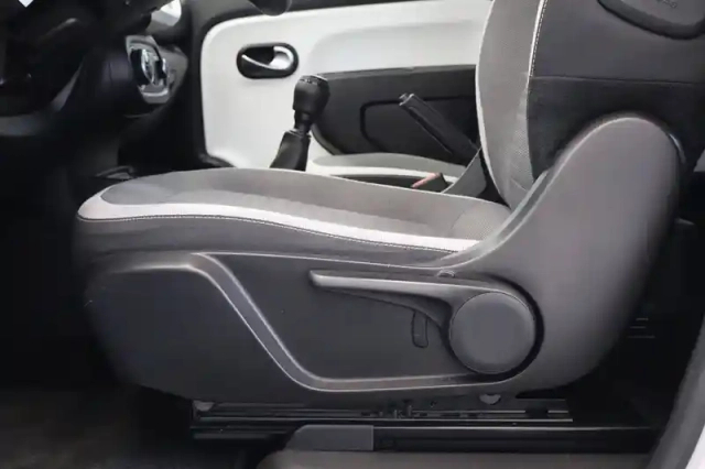 Renault Twingo iii sce 65 — photo 53