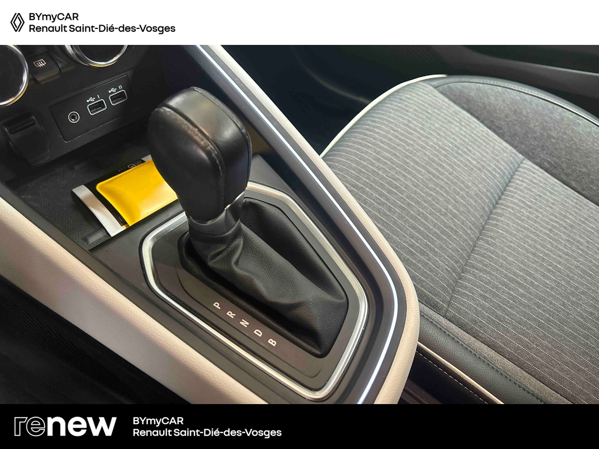 Renault Clio E-Tech full hybrid 145 — photo 17
