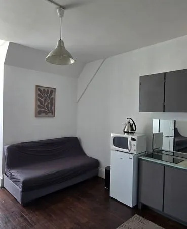 T1 à louer 18m2 plein Centre - Sedan
