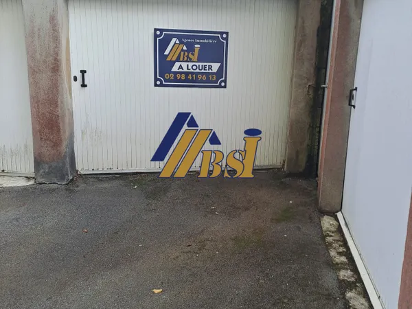 PLACE DE STRASBOURG à louer GARAGE