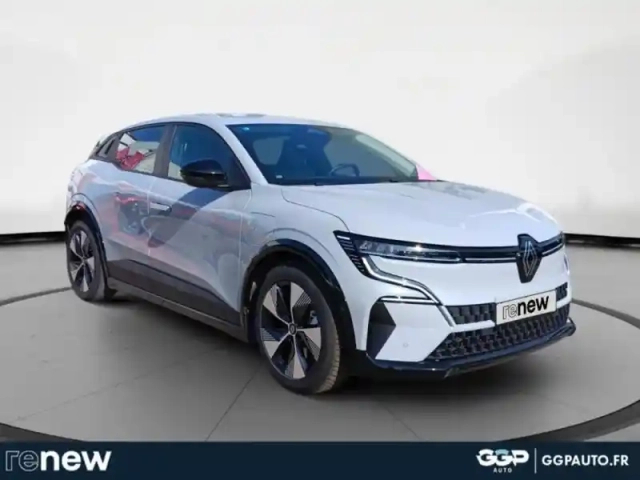 Renault Megane e-tech electric ev60 220ch equilibre super charge -b — photo 7