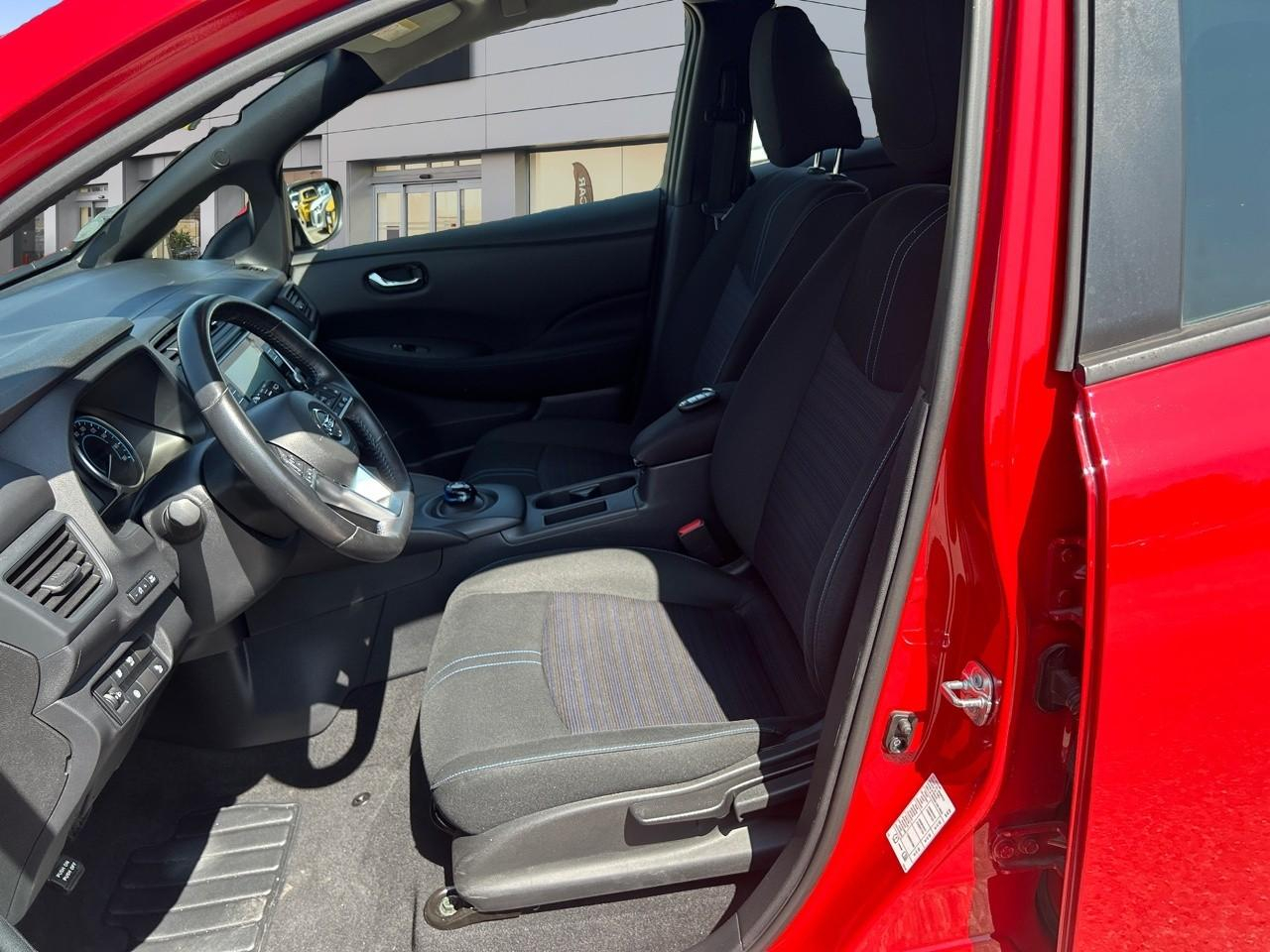 Nissan Leaf 150ch 40kwh acenta 21.5 — photo 9