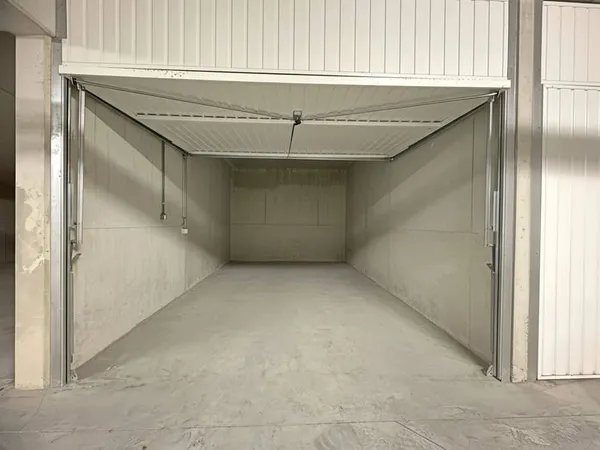 Parking 13 m²