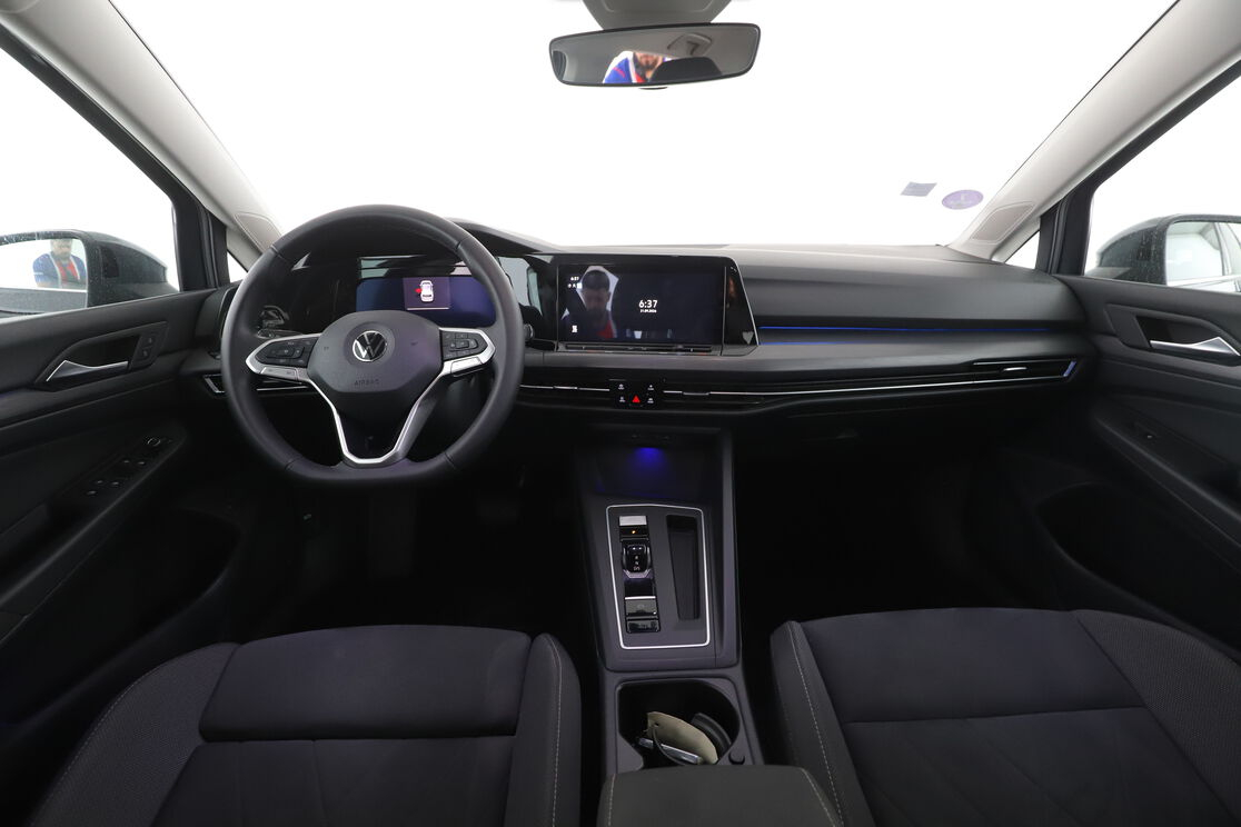 Volkswagen Golf VIII 1.4 Hybrid Rechargeable OPF Style DSG6 — photo 11