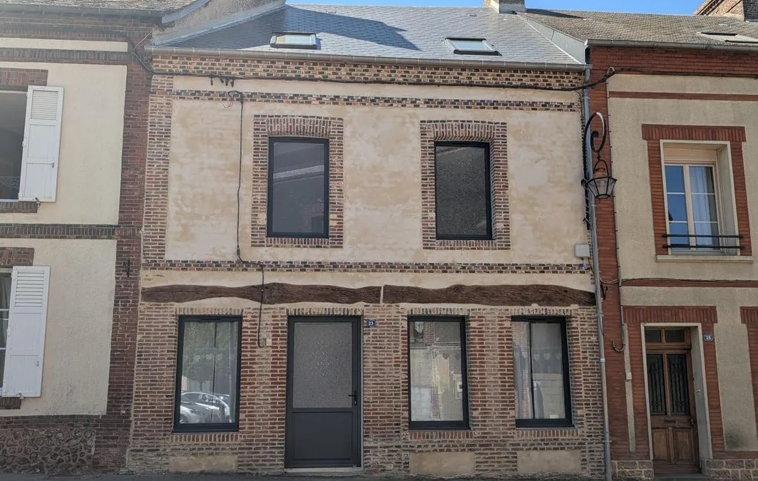 Photo 1