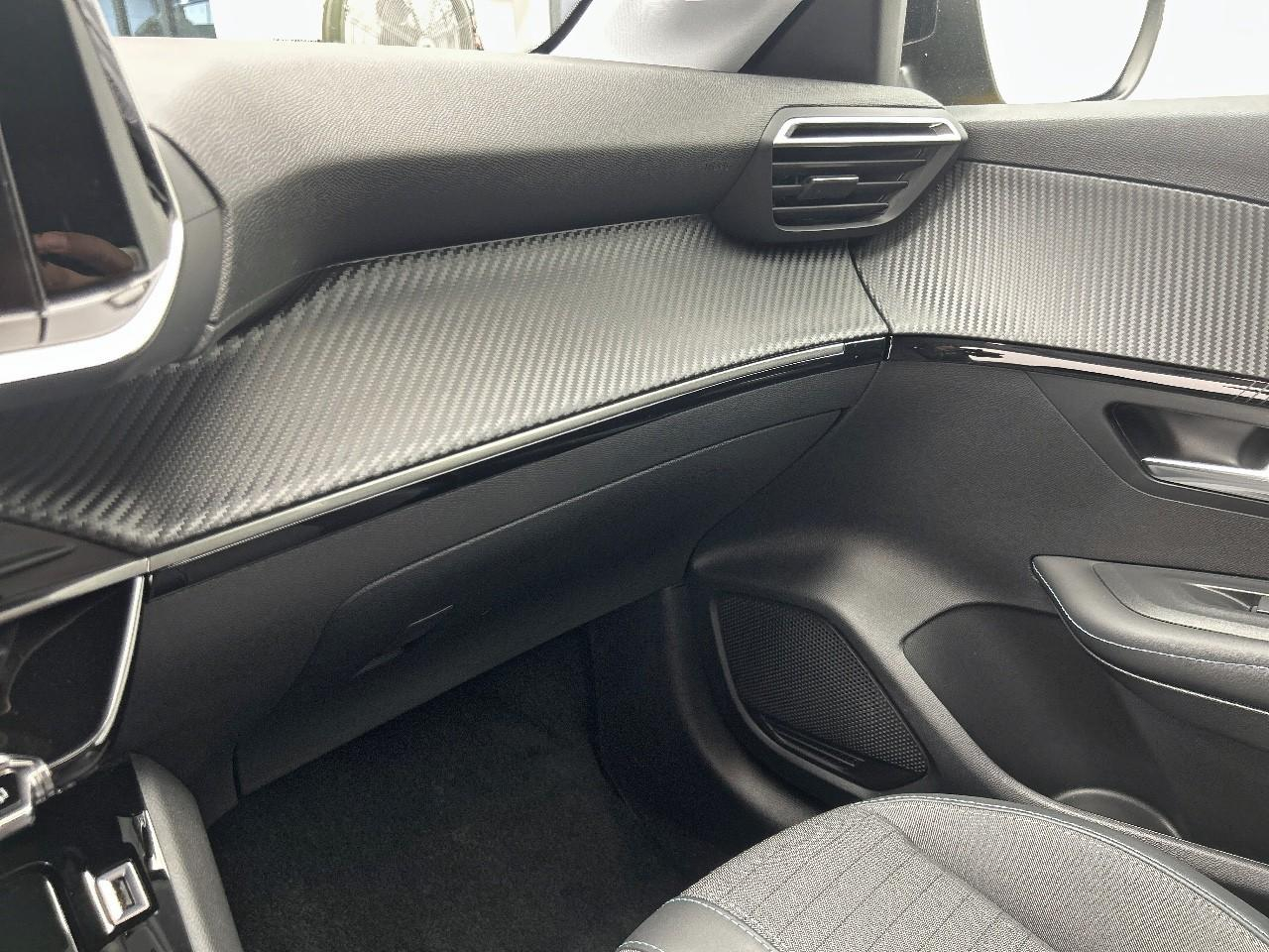 Peugeot 208 electrique 50 kwh 136ch allure — photo 27