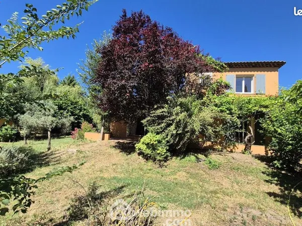 Villa 5 pièces 140 m²