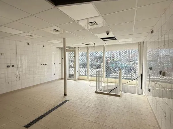 Boutique 84 m² PARIS