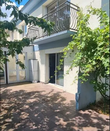 Colocation adulte Angers - Chambres dispo - Maison avec Jardin