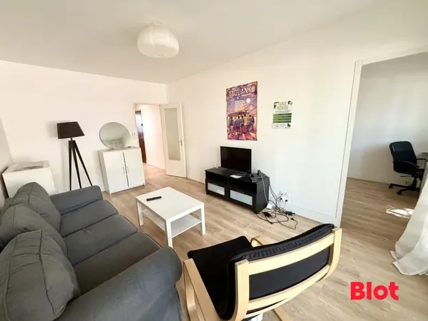 À VENDRE EN EXCLUSIVITÉ PAR BLOT - APPARTEMENT T4 - INVESTISSEMENT LOCATIF