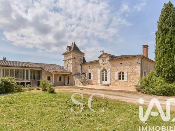 Maison 8 pièces 420 m²