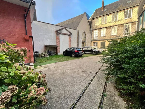 Bureaux 274 m²