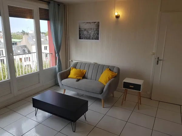 Chambre disponible dans colocation de 2 personnes