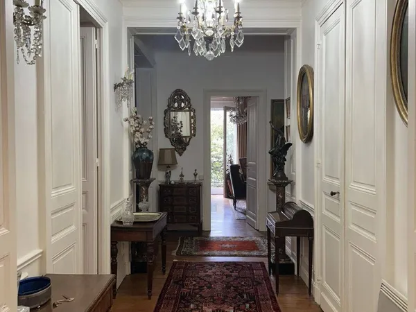 Appartement 5 pièces 160 m²