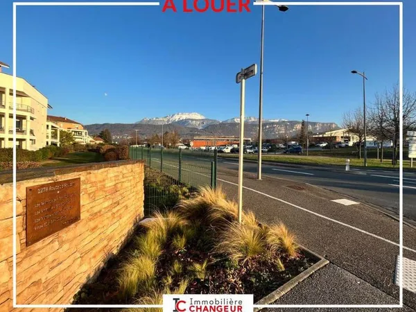 Stationnement Location Coublevie 70€