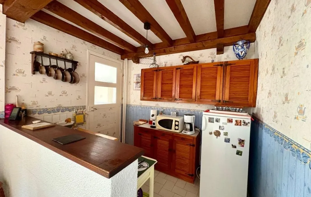 Photo 6