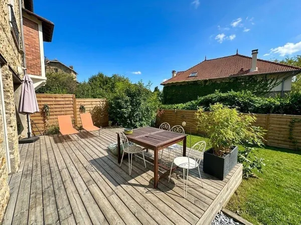 Maison 6 pièces 143 m²
