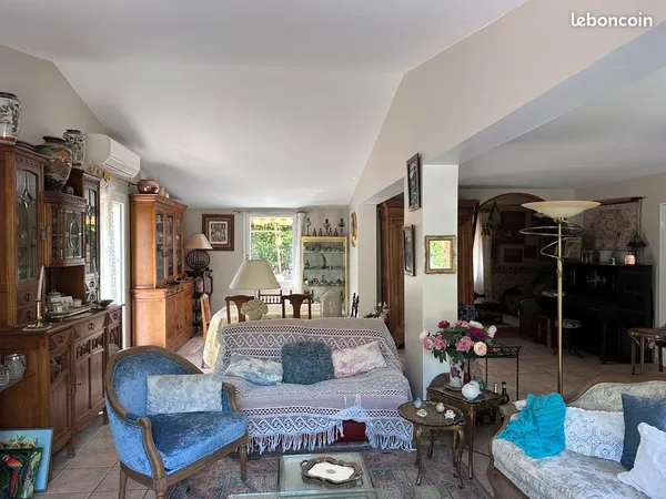Maison familiale 163 m² - 4 chambres - jardin