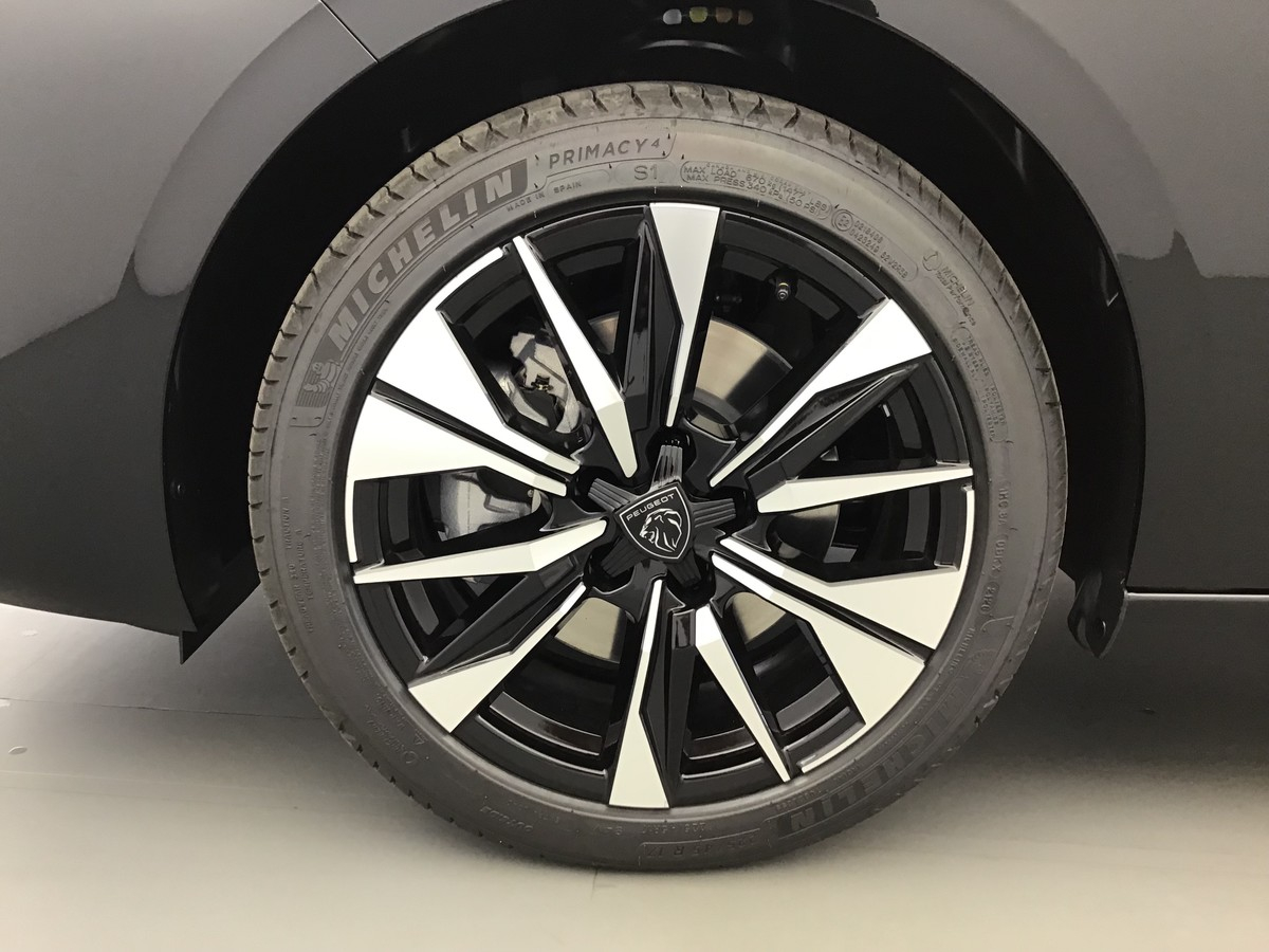 Peugeot 308 — photo 26