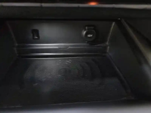 Citroën C5 Aircross hybride rechargeable 225 s&amp;s e-eat8 — photo 46