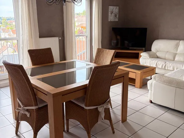 Appartement 3 pièces meublées Descroizilles