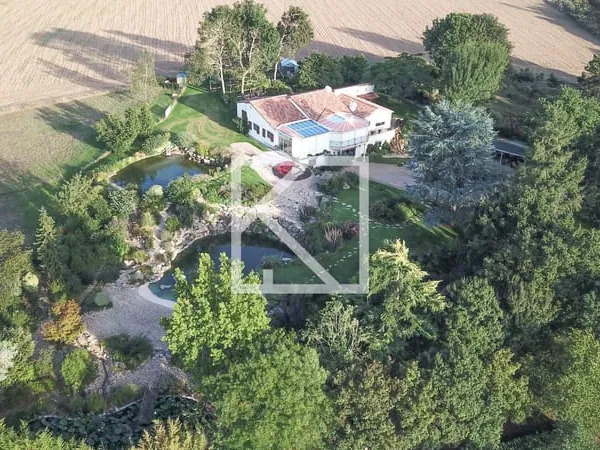 Propriété Avec Vue Imprenable Sur Le Lac Du Verdon