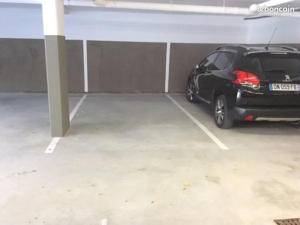 Parking couvert