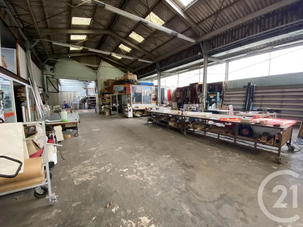 Maison 4 pièces 850 m²