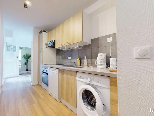 Chambre 7 pièces 89 m²