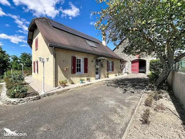 Maison 4 pièces 141 m²