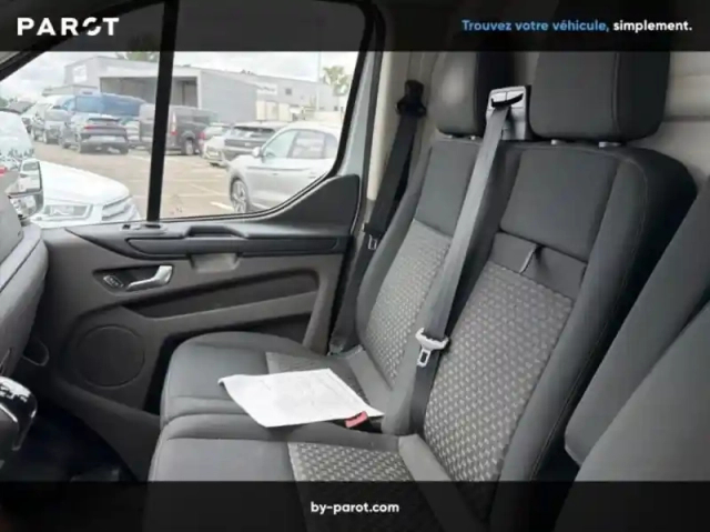 Ford Custom fg 300 l2h2 2.0 ecoblue 130 trend business 7cv — photo 5