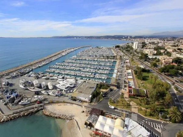 Appartement en frais réduits 2 pièces 42 m²