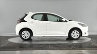 Toyota Yaris 116h Dynamic Business Affaire MY22 + Programme Toyota Expérience — photo 4