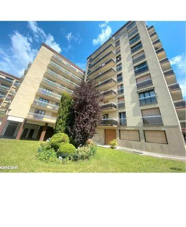 Appartement F3 77 m2