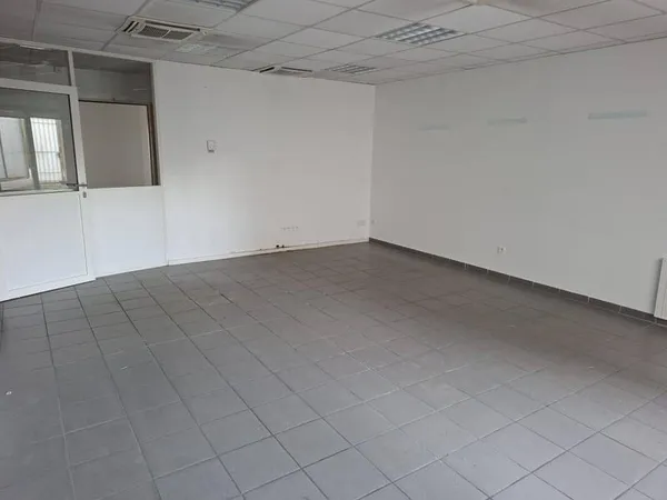 Local 70 m²