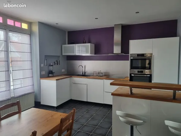 À LOUER - Appartement 3 pièces de 59 m² avec balcon