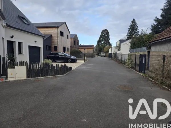 Terrain 783 m²