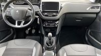 Peugeot 2008 1.2 PureTech 110ch Allure S&S — photo 8