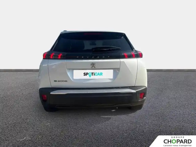 Peugeot 2008 electrique 136 ch — photo 6