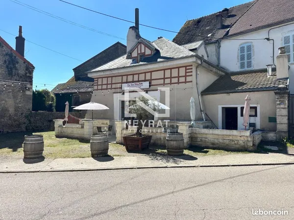 Immeuble 146 m²