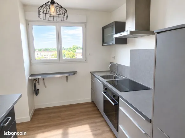 260902/FL - Verdun, appartement F3/4 de 74.84 m² hab