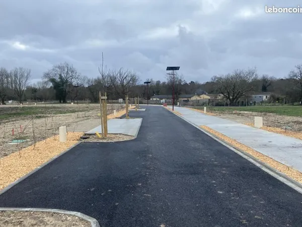 Terrain à bâtir de 561 m² à SAINT-LAURENT-MEDOC (33)