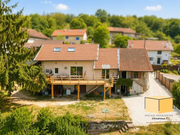 Maison 5 pièces à Corbonod avec vue dégagée !