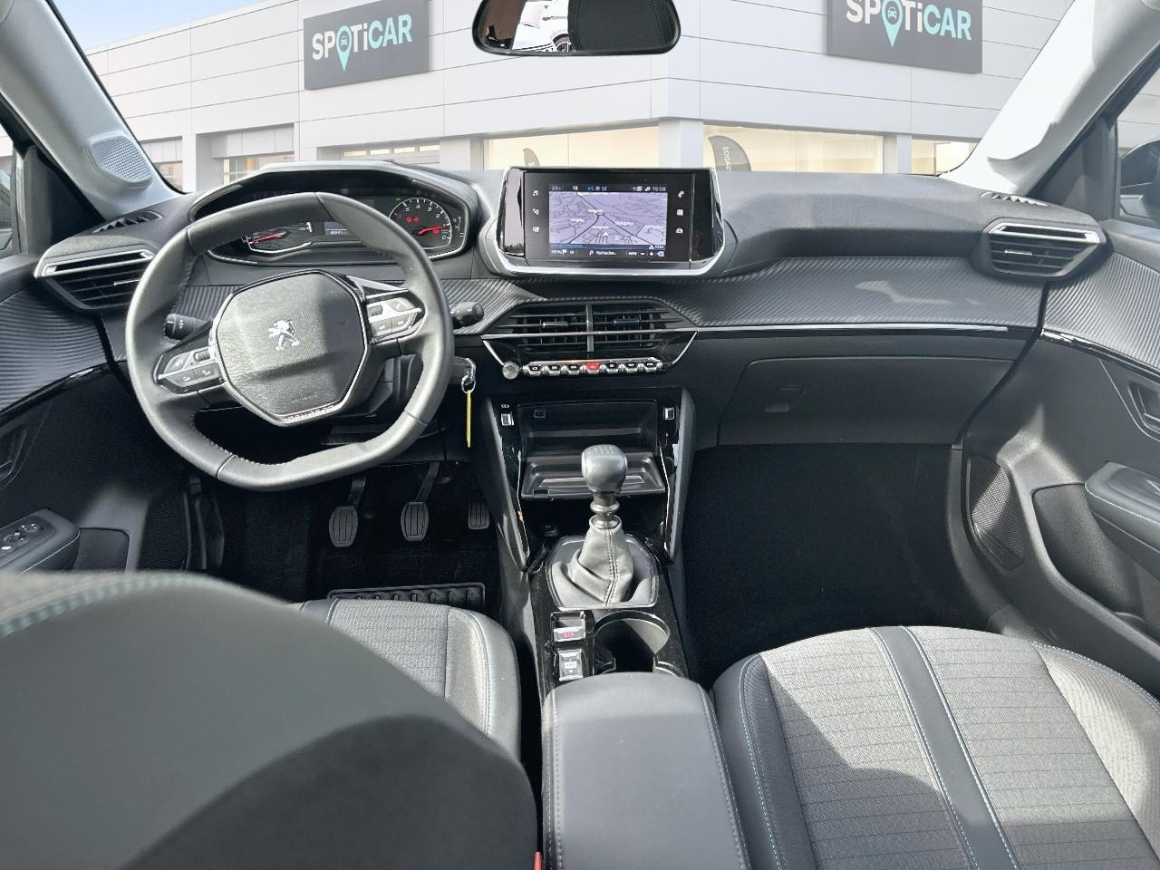 Peugeot 208 1.2 puretech 100ch s&s allure — photo 8