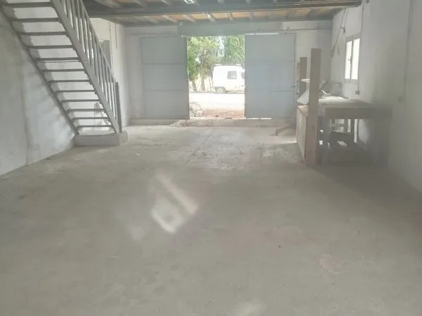 Location d'un hangar de stockage