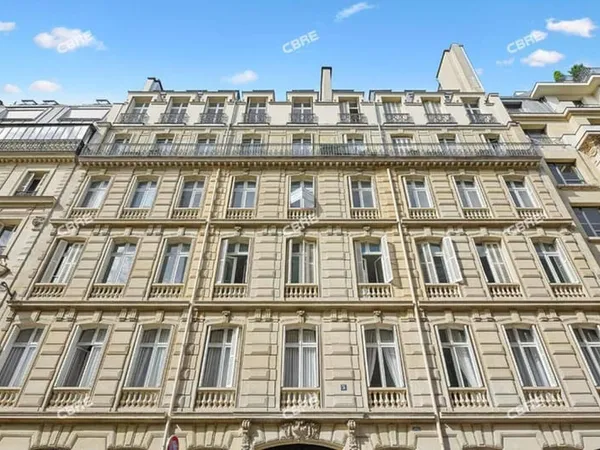 Bureau 393 m²