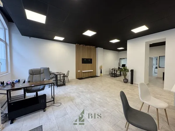 Bureaux 125 m2 - ROANNE