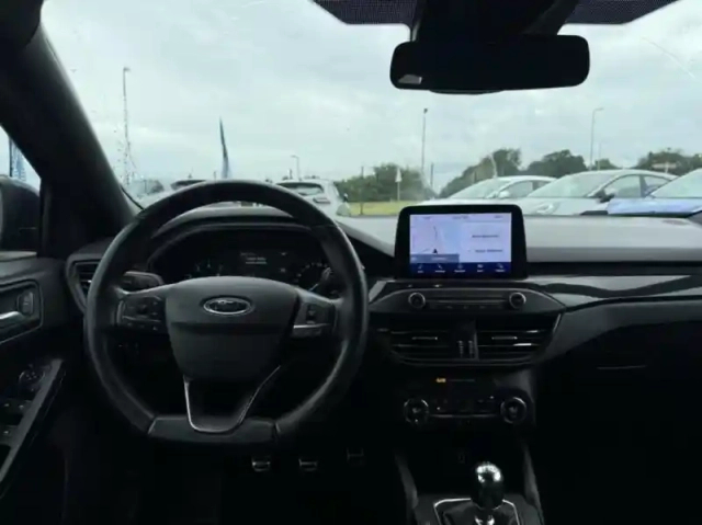 Ford Focus 1.0 ecoboost 125ch st-line — photo 10